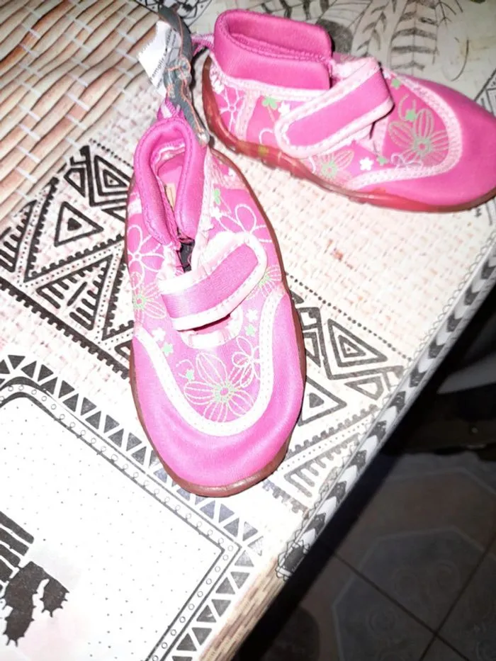Chaussures pour piscine - Inconnu | Beebs