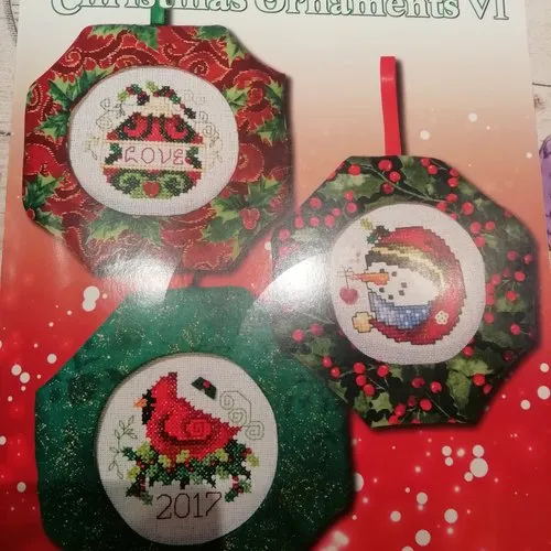 Christmas ornements - leaflet 378 - grille point de croix